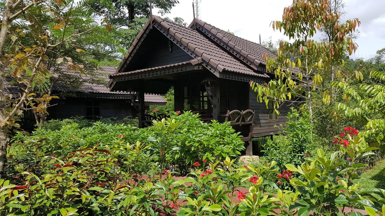 Montania Lifestyle Hotel Khao Sok National Park Экстерьер фото